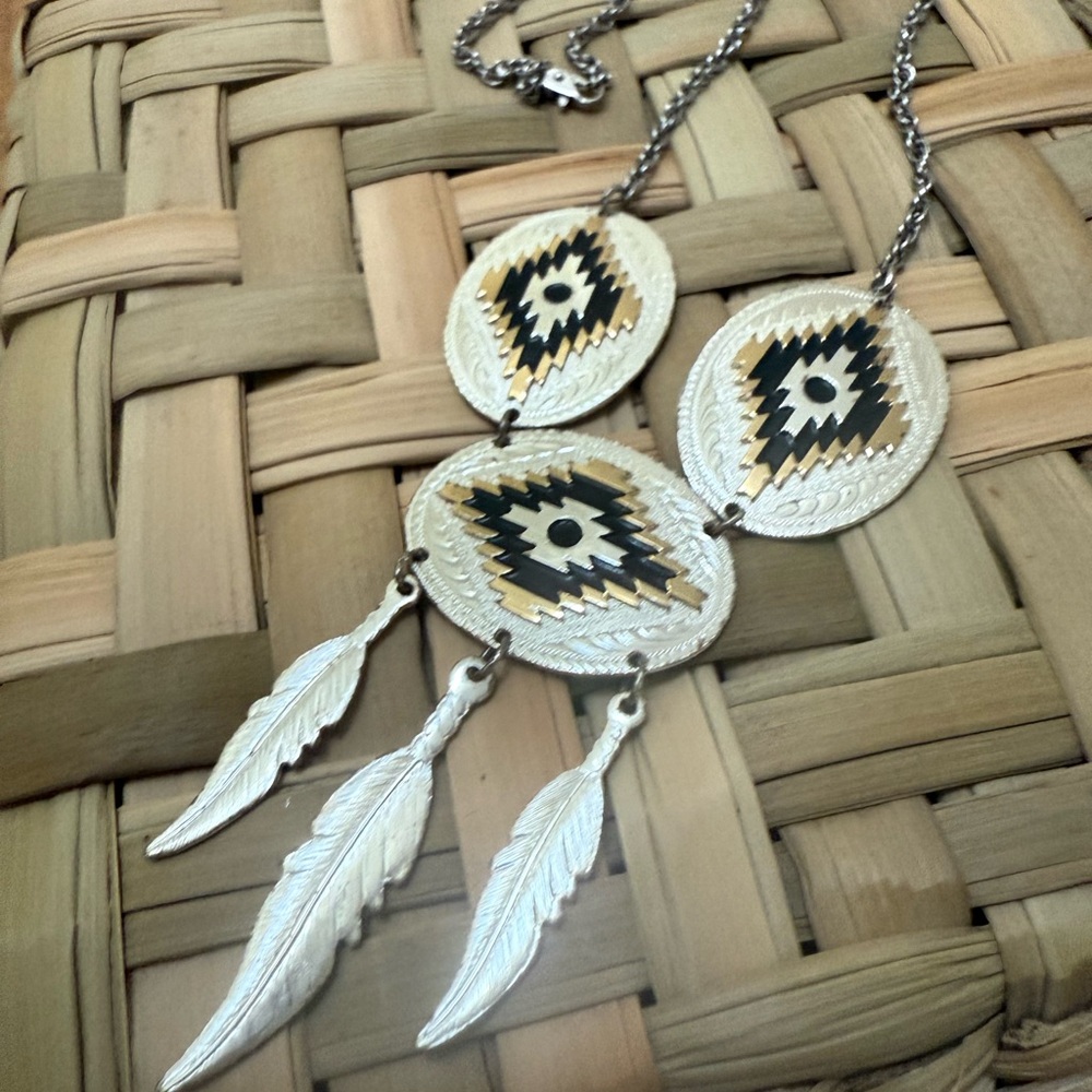 Silver and Black Feather Pendant Necklace - Picture 3 of 4